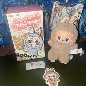 Exciting Macaron Toffee